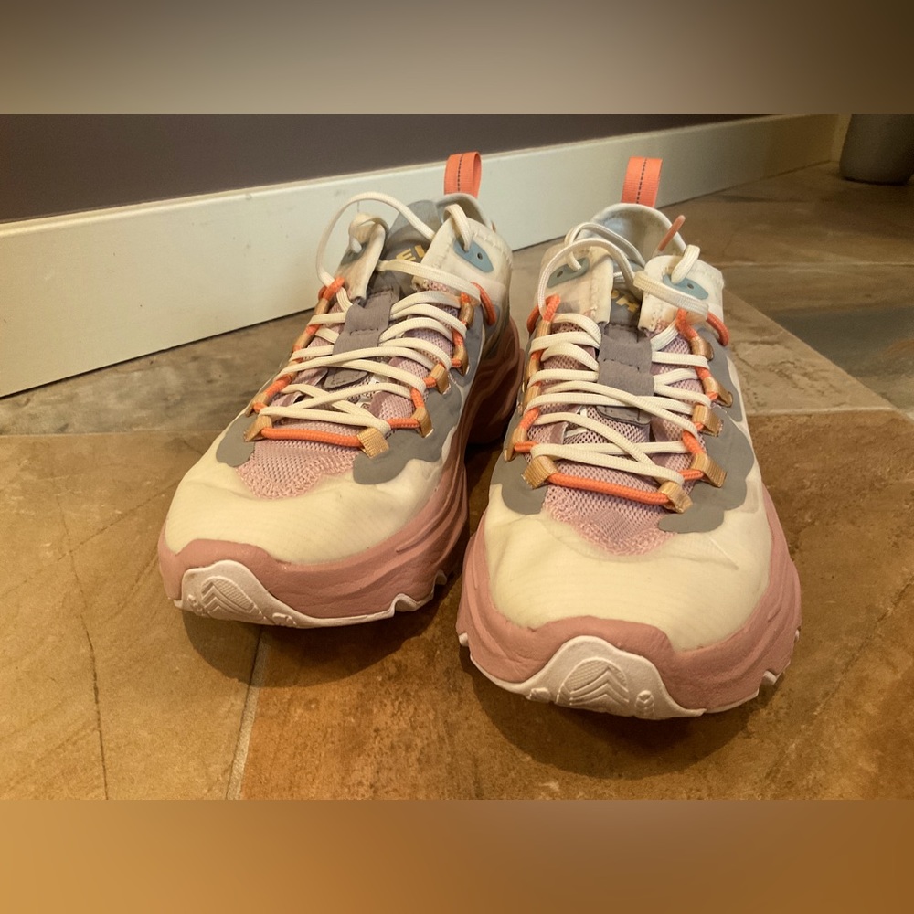 Women’s Trail Shoes with Kinetic breakthru tech lace